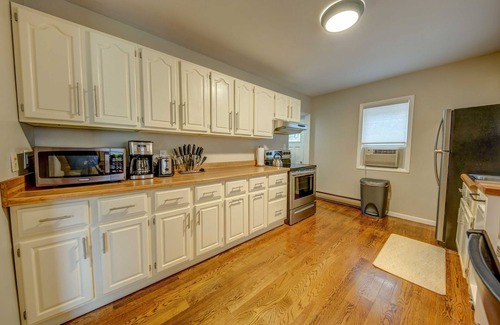 South Bend House | Comfortable Home Only 5 Minutes to ND Campus