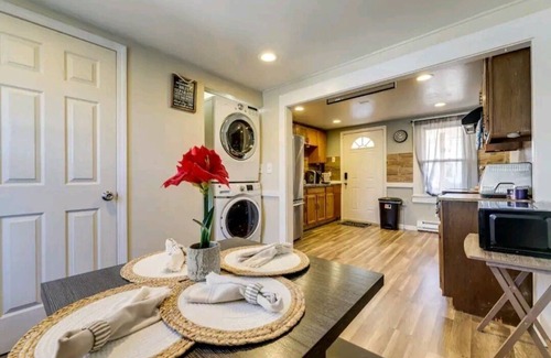 East Hartford House | comfortable home away from homenn