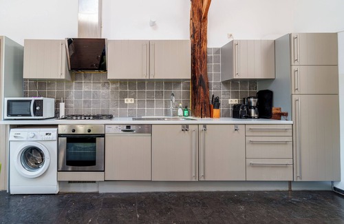 Olst House | Comfortable home with sauna and swimming spa