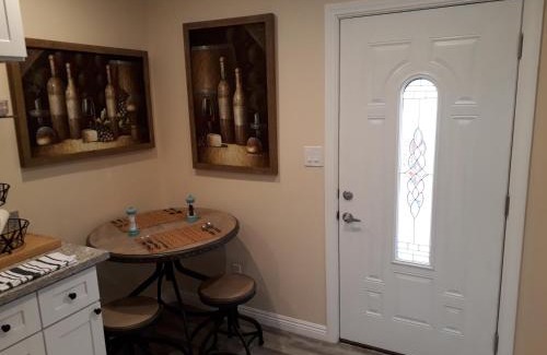Northridge House | Comfortable Luxury Studio
