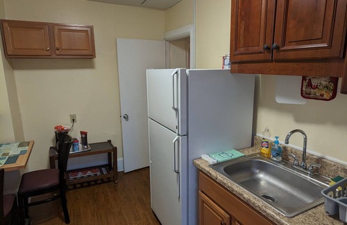 Enola Apartment | Comfortable one-bedroom unit with private parking