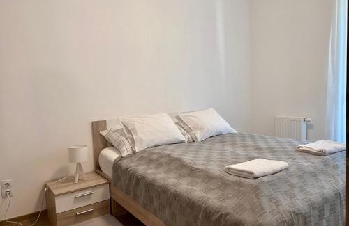 Vizafogo Apartment | Comfortable place on the Marina port