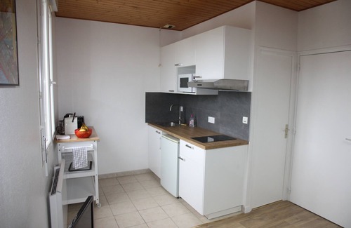 Pont Rousseau Apartment | Comfortable studio (21 m²) near Nantes