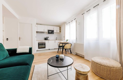 Puteaux Apartment | Comfortable Studio for 2 people - Puteaux