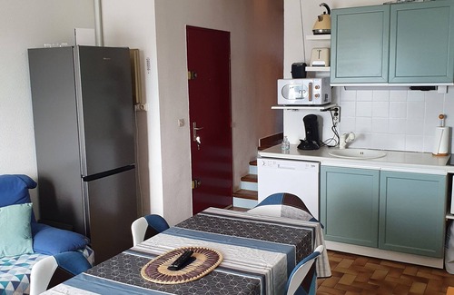 Port-la-Nouvelle Apartment | Comfortable T2 bis apartment 200 m from the beach.