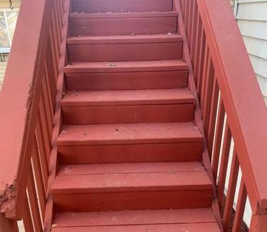 Springboro House | Comfortable Two Bedroom on Royal in Springboro