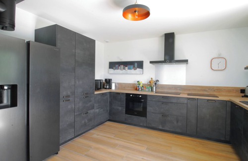 Viviers-du-Lac Villa | Comfortable villa with a view of Lake Bourget