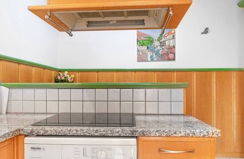 Grinzing Villa | Comfortable, well-located Royal Villa GD