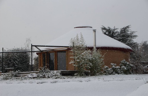 Argentonnay House | Comfortable yurt on the edge of the valley.