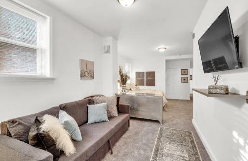 Germantown Apartment | Comfy 1br In East Germantown