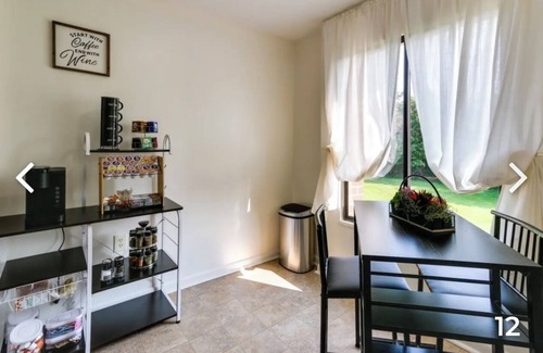 West Laurel Condo | Comfy and cozy