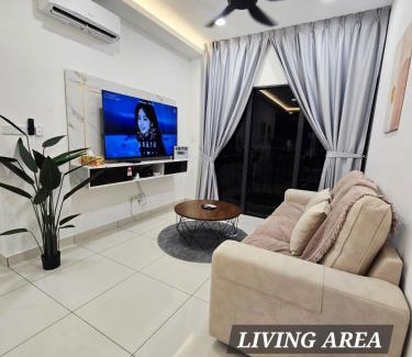 Kampung Bukit Dukong Apartment | Comfy Cheras C180 Belakong Tradres Park 3BR 2 Bath Room 2 Carpark