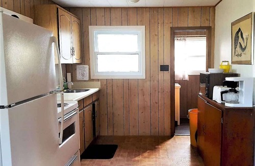 Carling Cabin | Comfy Cottage in Georgian Bay - Rockwood #9