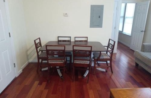 Niskayuna Apartment | comfy cozy roomy