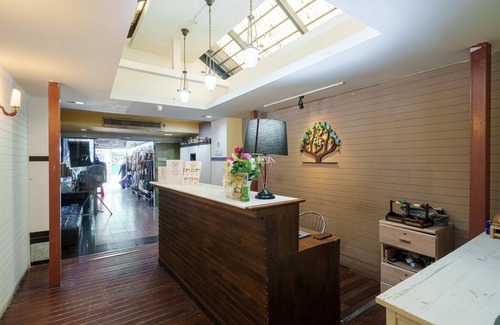 Lak Si House | Comfy Double Room | Cozy & Central