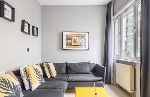 Cihangir Apartment | Comfy Home in Cihangir 5 min to Taksim Square