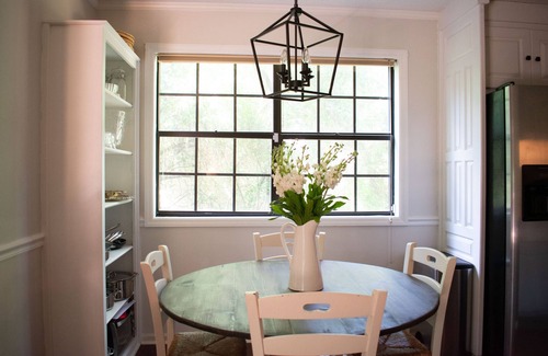 Athens House | Comfy home, plenty of space, conveniently located!