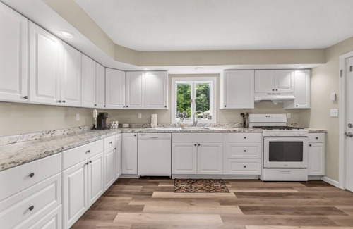 North Haven House | Comfy home with renovated interior