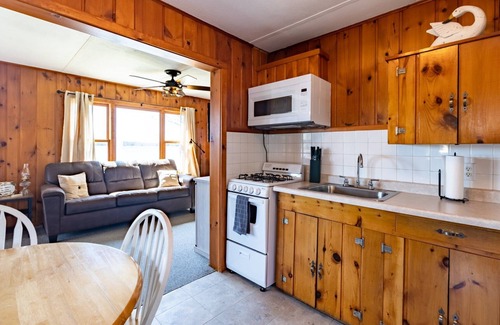 St Germain Cabin | Comfy pet friendly 2 bedroom with fireplace