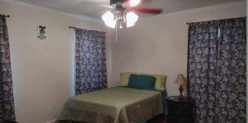 Alexandria House | Comfy Private Bedroom # 1