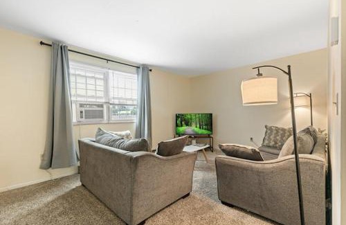 Highspire Apartment | Comfy Stay Modern
