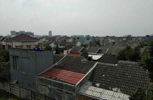 Karawang Apartment | Comfy Studio Emerald Hills