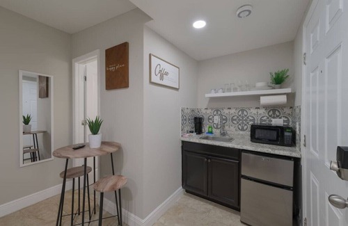 Azalea Park Apartment | Comfy studio in Central Orlando