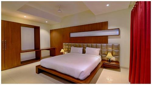 Janjgir Hotel | Comic Comfort Getaway - Warm Hospitality Hotel