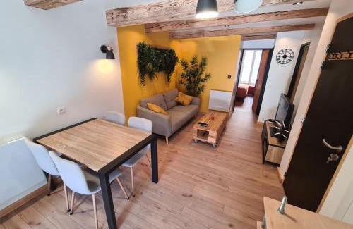 Rambervillers Apartment | "COMME A LA MAISON" - 2 Apparts neuf tout confort - 3 chambres 100m2 ou 2 chambres 50m2
