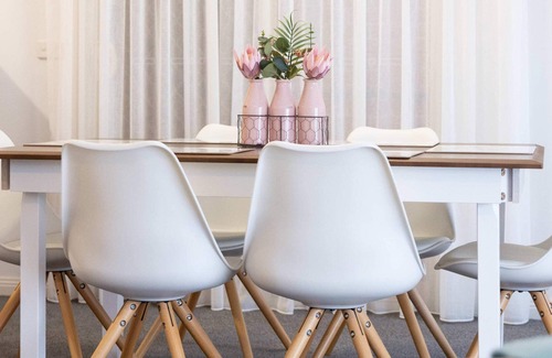 Merbein House | Commercial Street Stopover