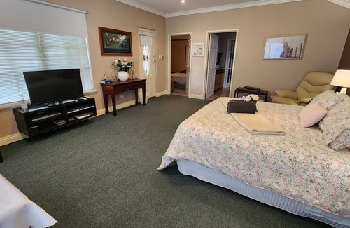 Como Bed & Breakfast | Como House Executive and Twin Suite
