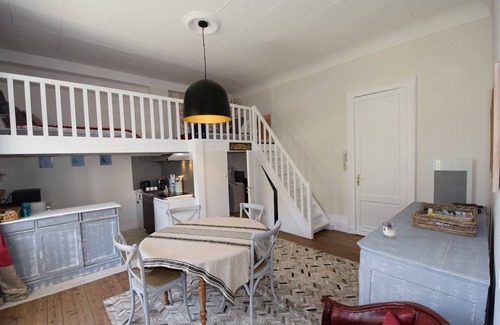 Pontaillac Apartment | COMPLETE ACCOMMODATION IN A PRIVATE RESIDENCE BY THE BEACH
