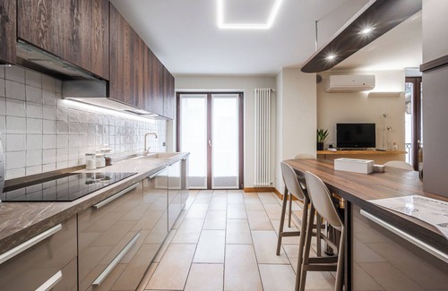 Citta Antica Apartment | Complete apartment, with private garden, between Ponte Pietra and Roman Theater