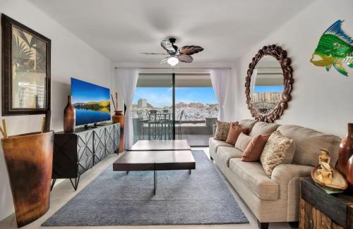 Centro House | Completely Remodeled 2BD-2BA Plaza Bonita
