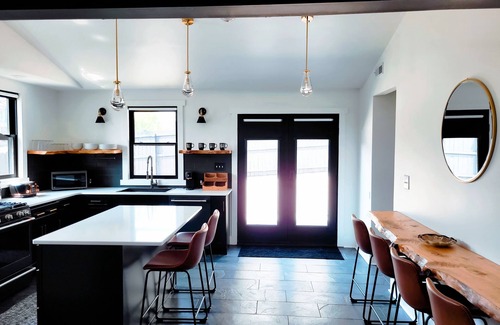 Daniels Hill House | Completely remodled Victorian era home downtown Lynchburg VAn