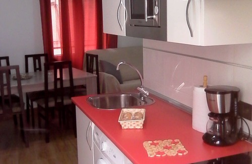 Toledo City Center Apartment | COMPLETELY RENOVATED HOUSE WITH FREE WIFI