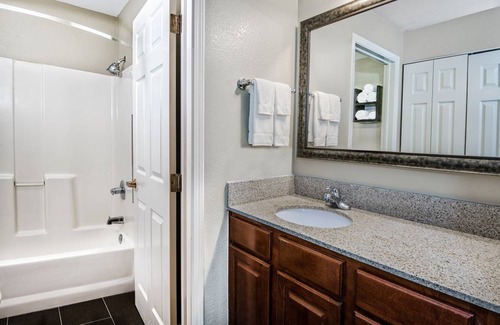 Round Rock West Condo | Condo ∙ 2 bedrooms ∙ 6 guests