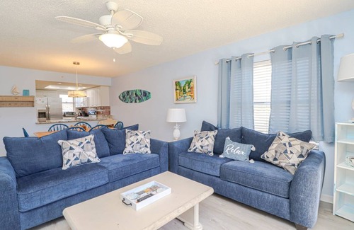 Butler Beach Condo | Condo ∙ 2 bedrooms ∙ 6 guests