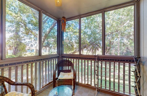 North Myrtle Beach Condo | Condo ∙ 2 bedrooms ∙ 6 guests