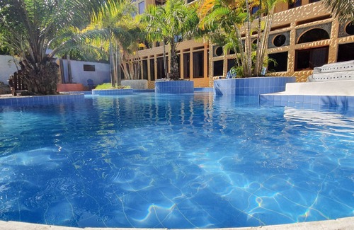 Lance aux Epines Condo | Condo Del Cielo