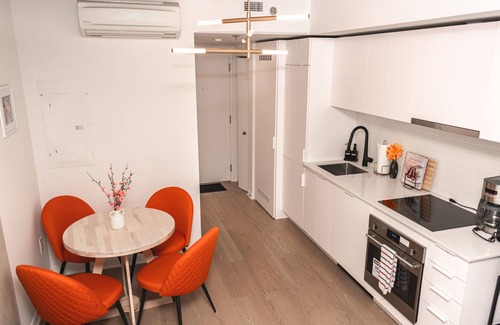 Quartier des Spectacles Apartment | Condo dowtown Montreal 13mins walk to the Old-Port