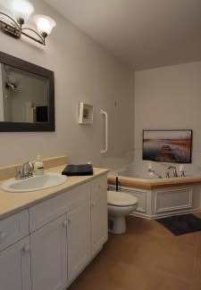 Saint Donat Apartment | Condo Lac Archambault 305