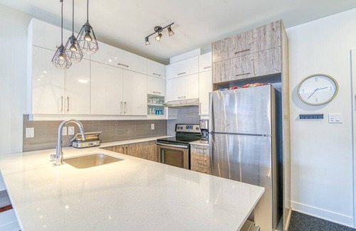 Laval-des-Rapides Apartment | Condo Moderne