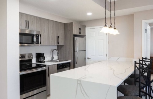 Florida Center Condo | Condo near universal studios