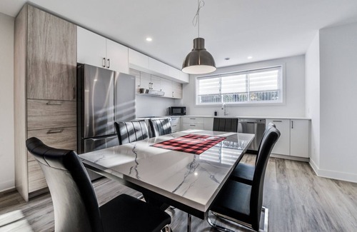 Greenfield Park Apartment | Condo Neuf 4 1/2 Près DE L'hôpital Charles-lemoyne