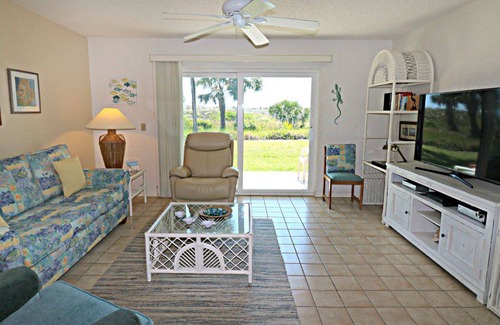 St. Augustine Beach Condo | Condo ∙ 2 bedrooms ∙ 6 guests