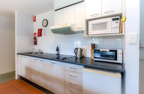 Salamander Bay Condo | Condo with Exquisite View over Golf Course - FREE Wifi - Netflix - Golf - Nelson Bay - Beaches - Boating and Fishing