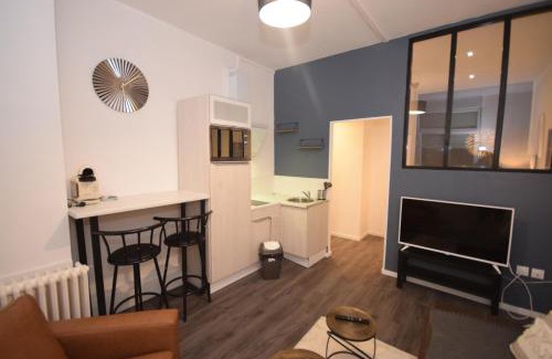 Valenciennes Apartment | CONFORT APPART - HYPERCENTRE - TRAMWAY - leRelaisdOdile14