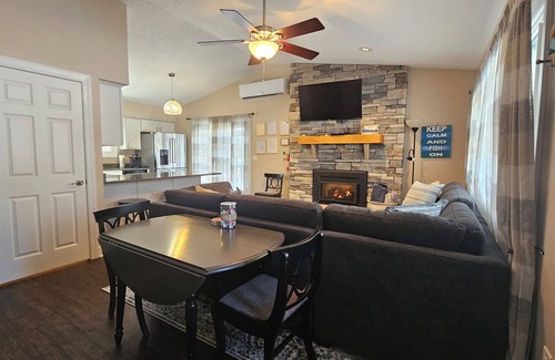 Conneaut Lakeshore House | Conneaut Lake Retreat with Hot Tub and Rustic Firepit, 3/8 miles to the Lake