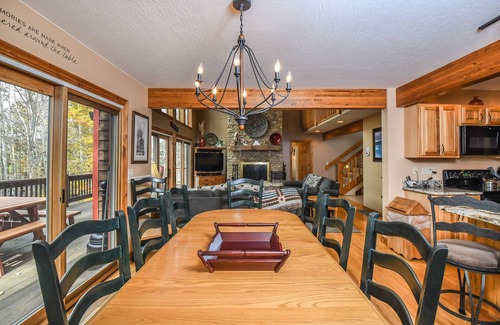 North Glade Hills House | Constantly Cozy | Lakefront + Community Amenities